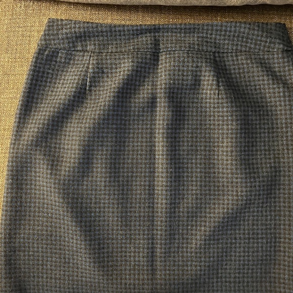Loft Tweed Skirt with button detail - Picture 2 of 3